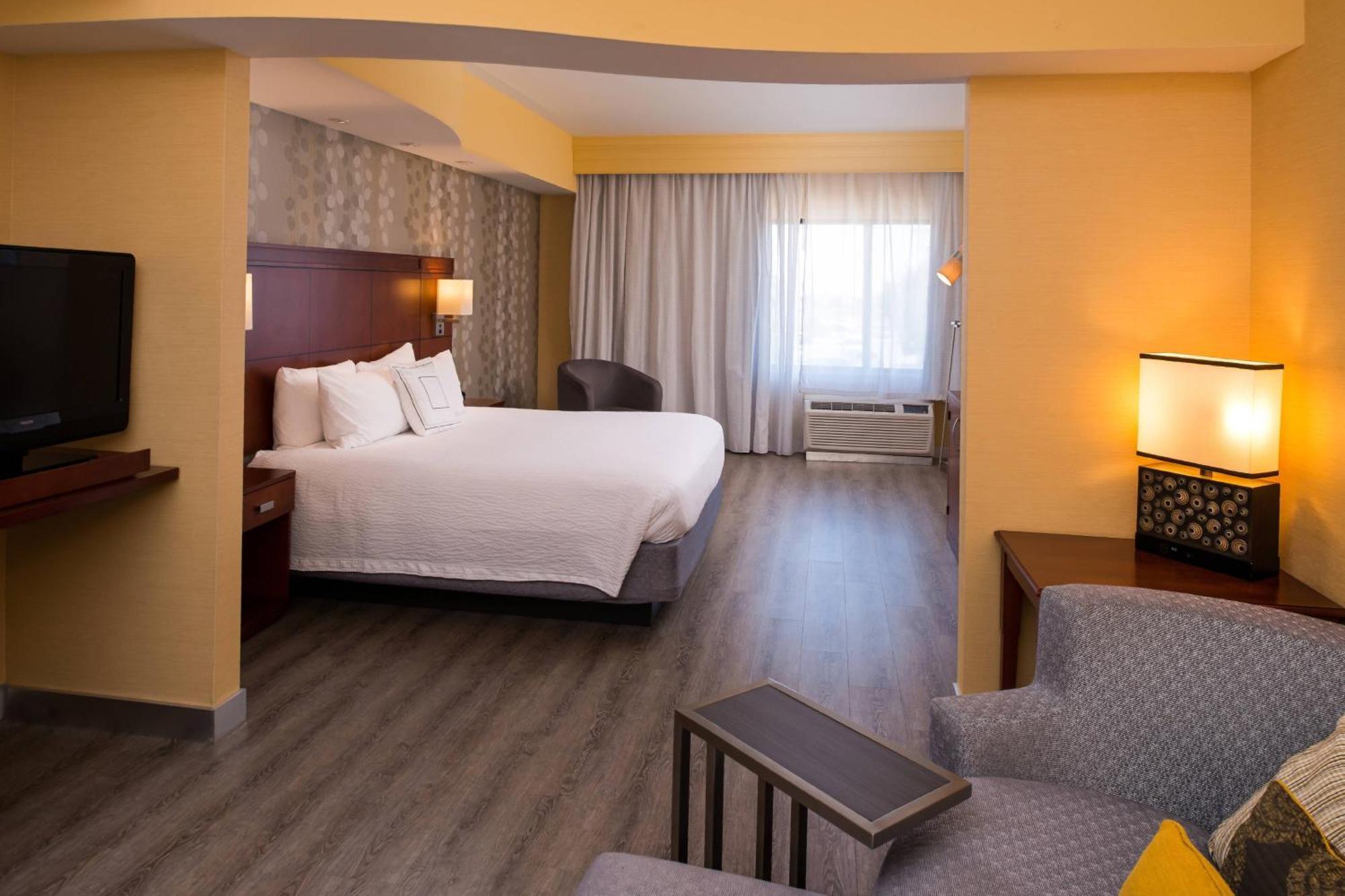 Courtyard By Marriott Victorville Hesperia Ngoại thất bức ảnh