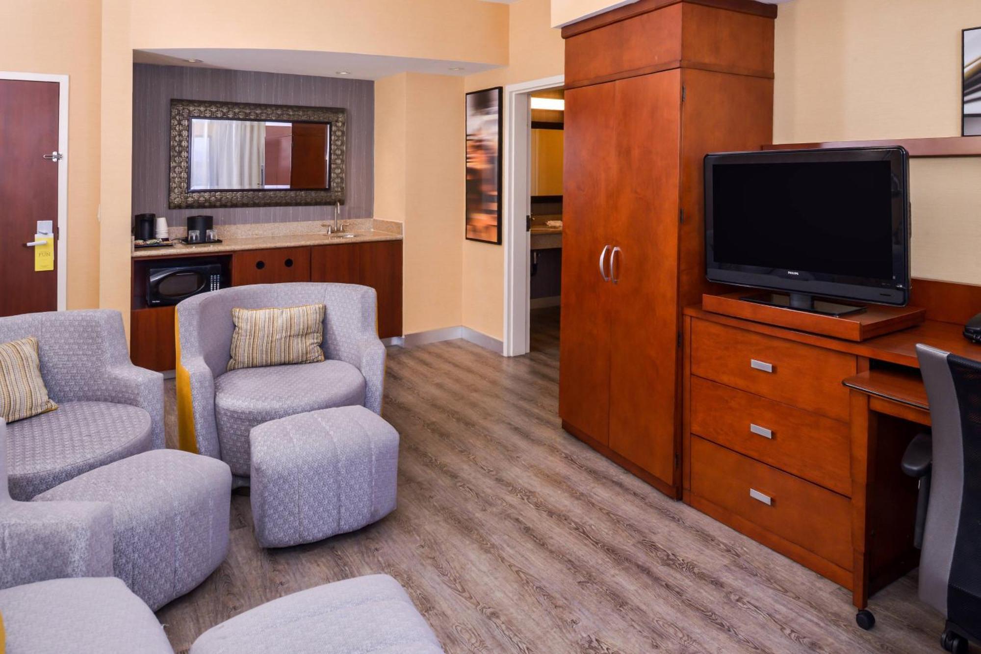 Courtyard By Marriott Victorville Hesperia Ngoại thất bức ảnh