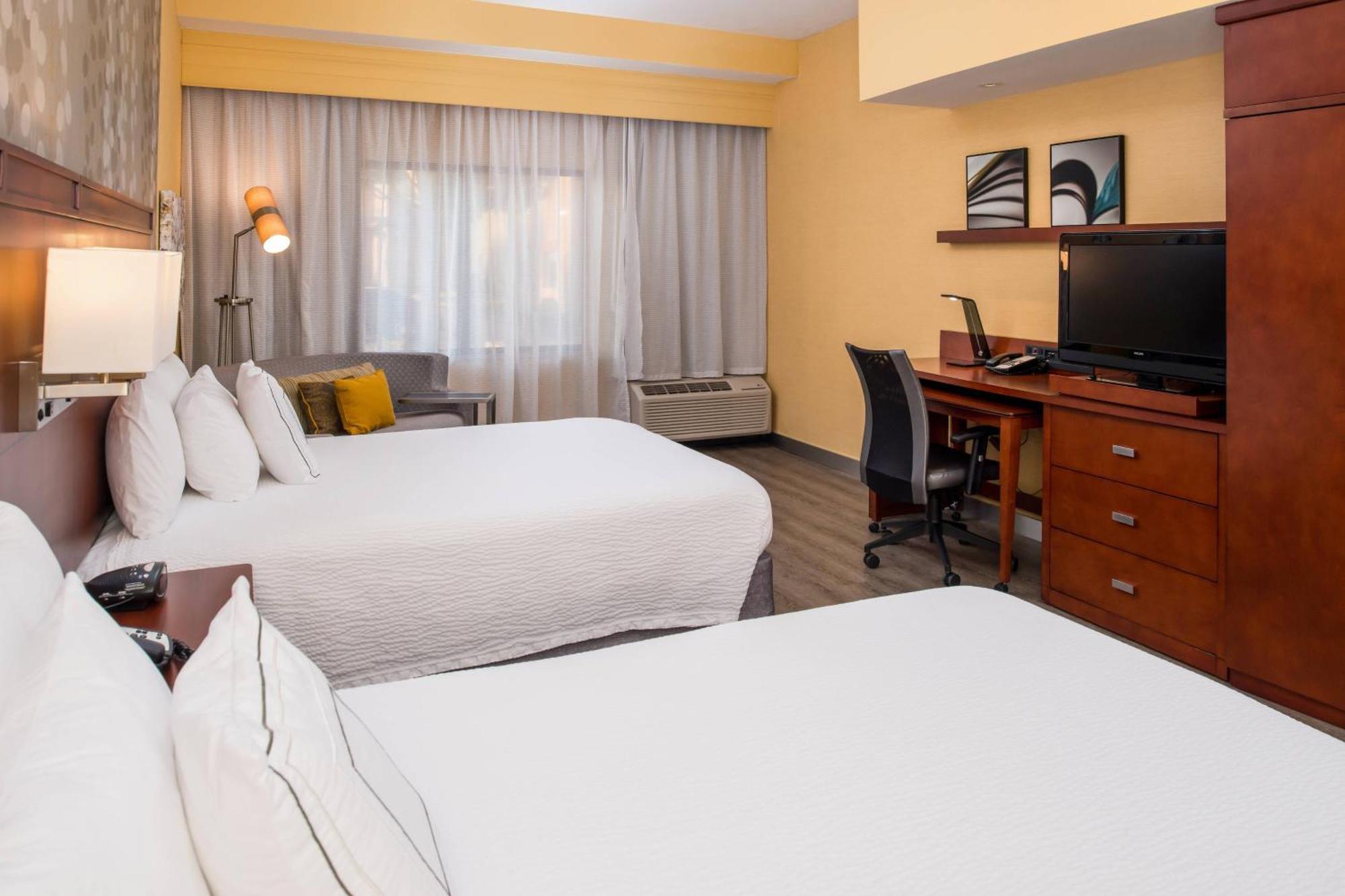 Courtyard By Marriott Victorville Hesperia Ngoại thất bức ảnh