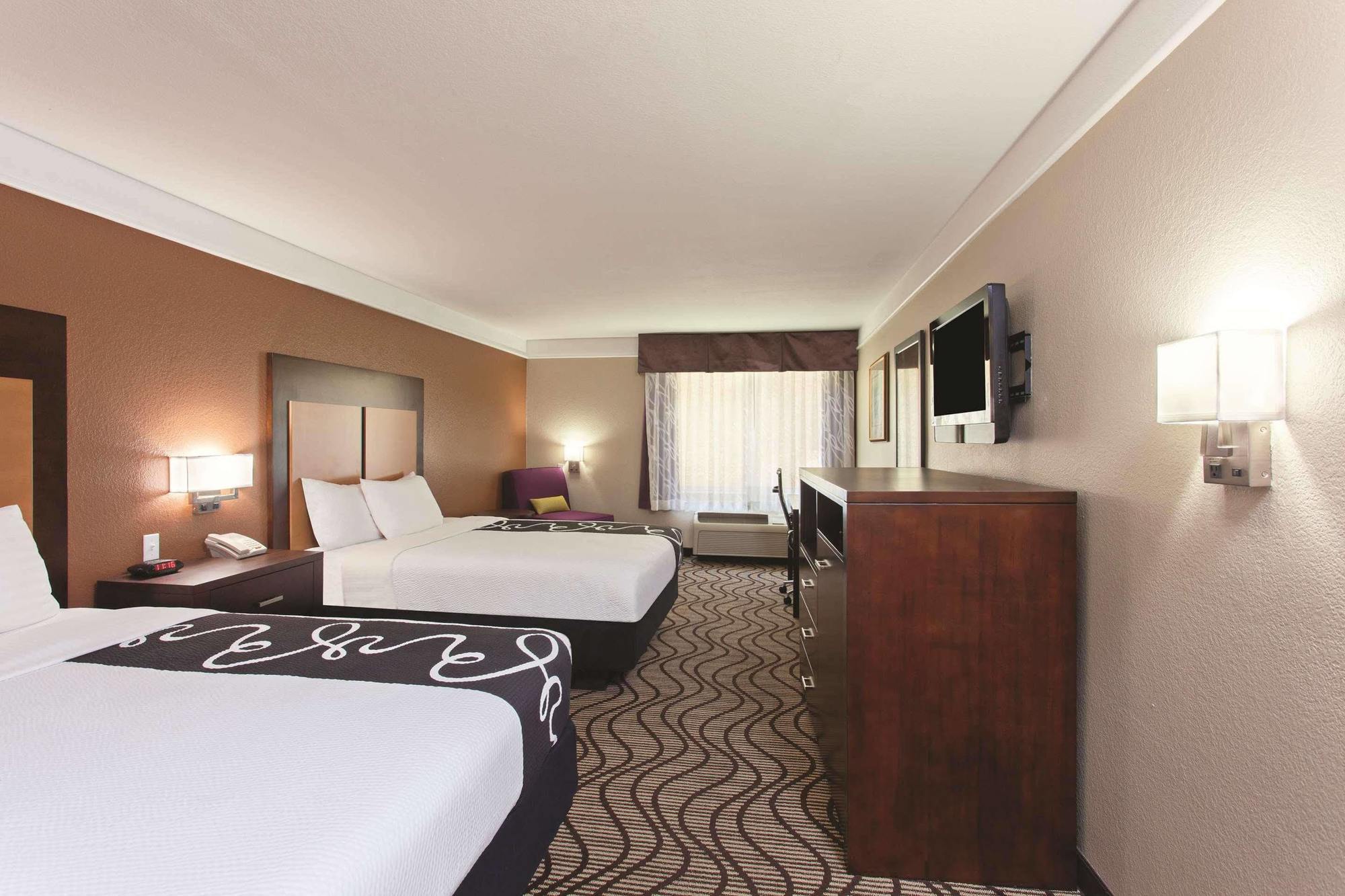 Courtyard By Marriott Victorville Hesperia Ngoại thất bức ảnh